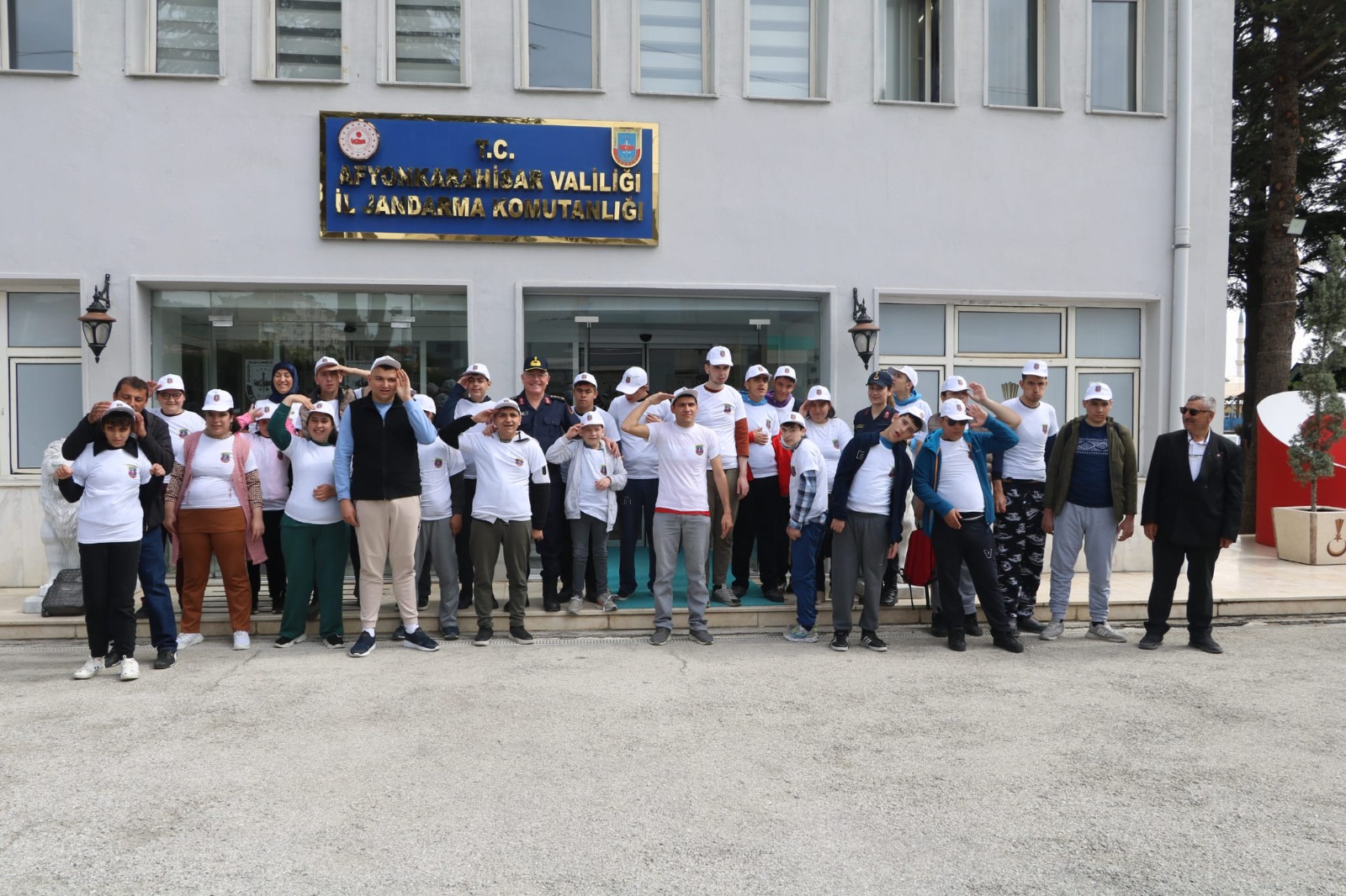 Jandarma Engellilerin mutluluğuna ortak oldu