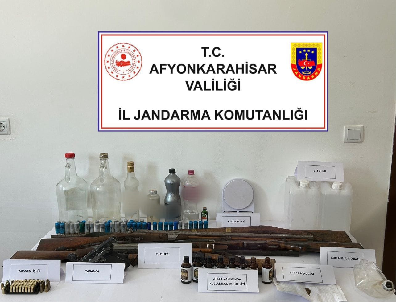 Kaçak alkol üretip satan şahıs yakalandı