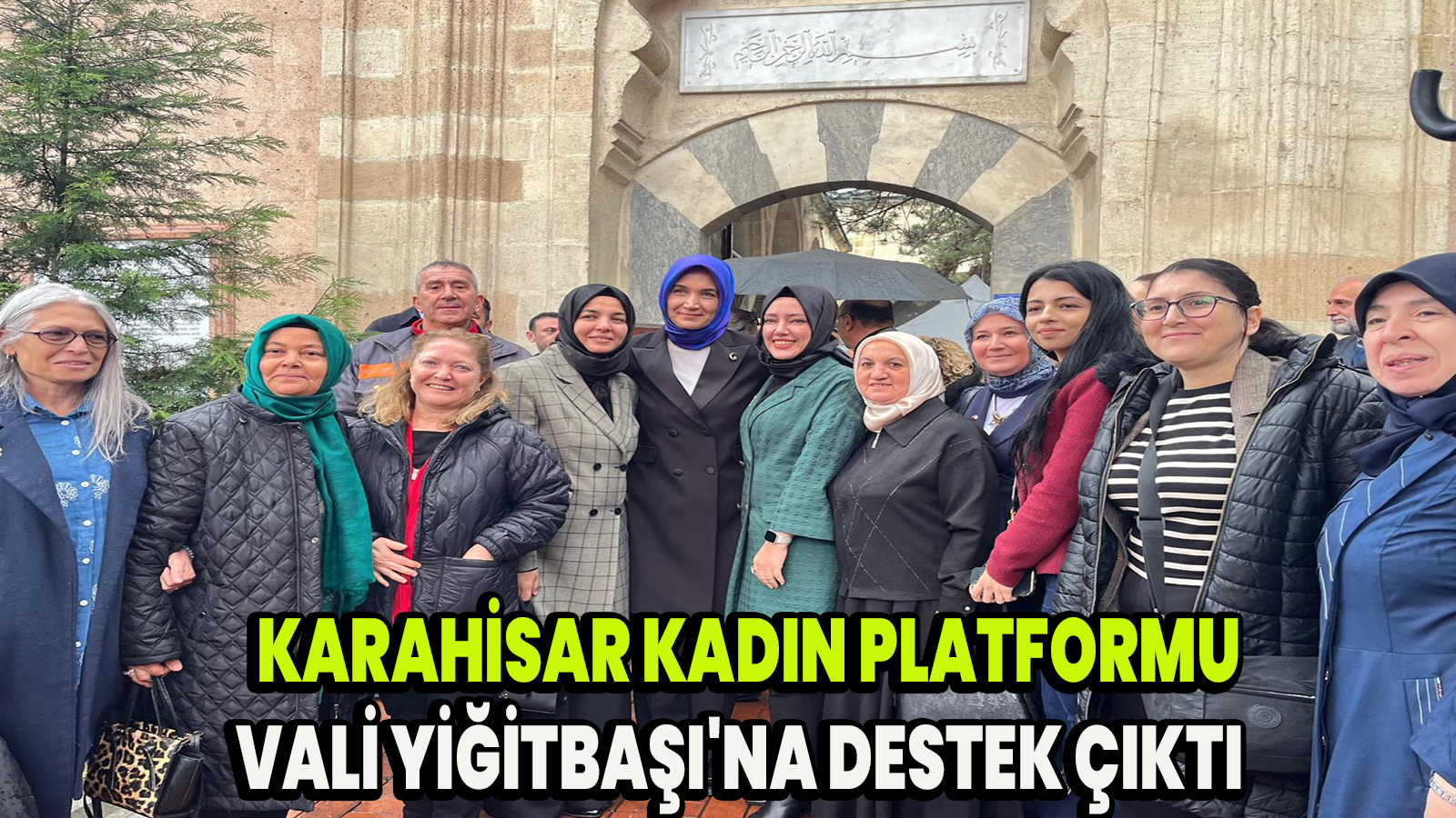 Karahisar kadın platformu Vali Yiğitbaşı'na destek çıktı