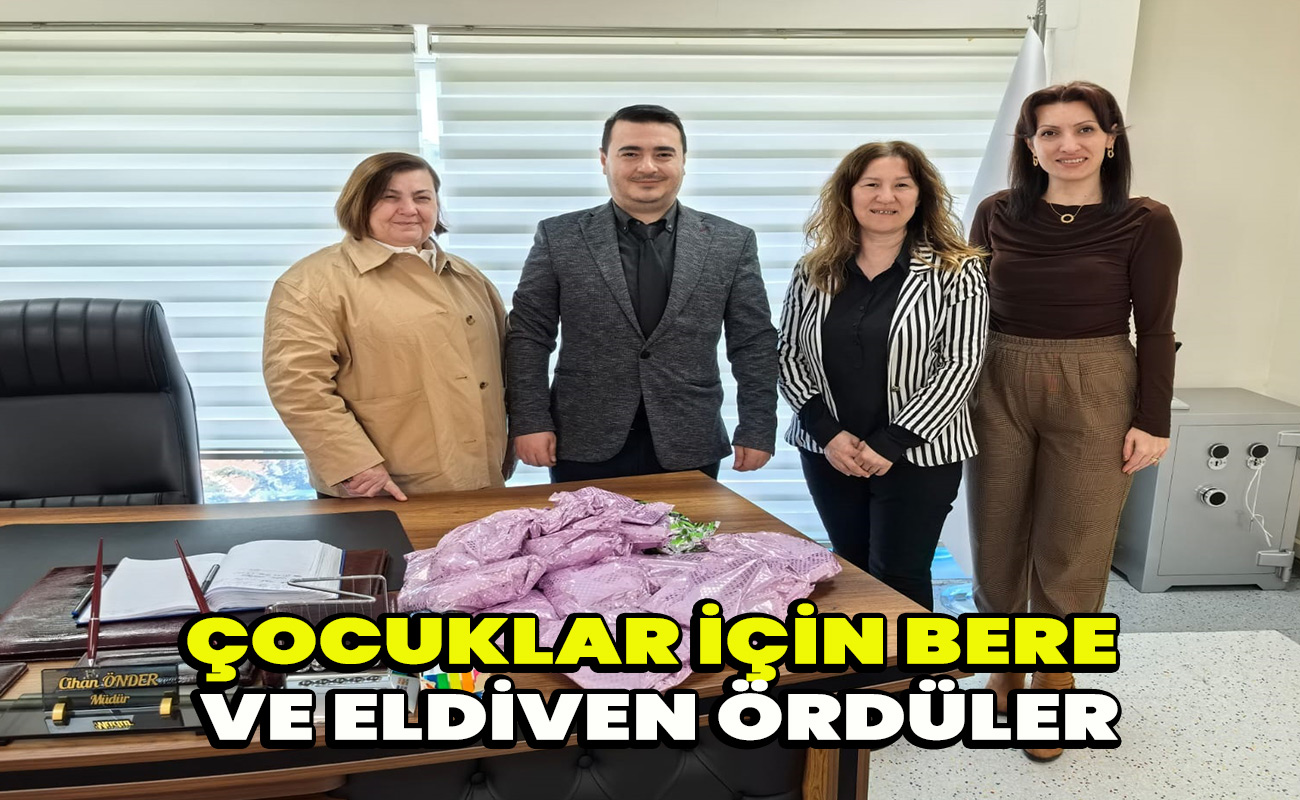 Çocuklar için bere ve eldiven ördüler
