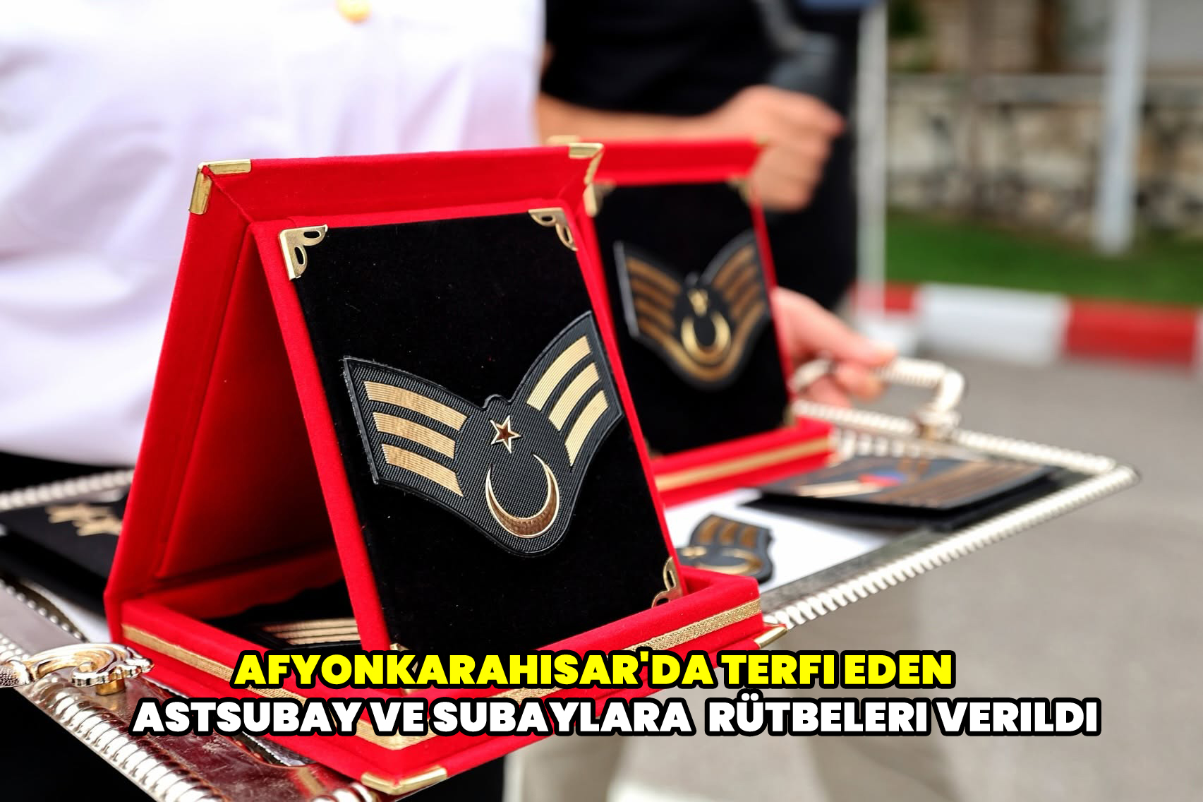 Afyonkarahisar'da terfi eden astsubay ve subaylara rütbeleri verildi