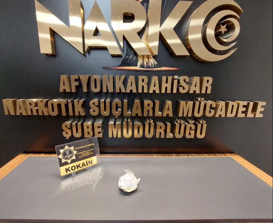 110 gram taş kokain ele geçirildi