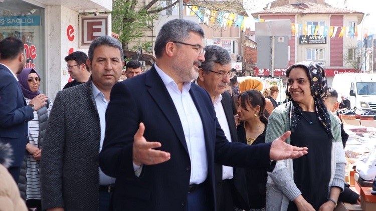 Özkaya AK Parti ile Afyonkarahisar Tarih Yazacak