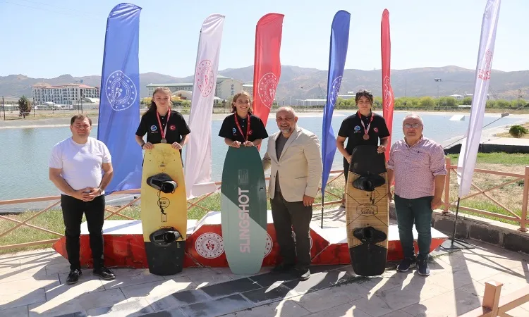 Kablolu Wakeboard Cumhuriyet Kupası tamamlandı