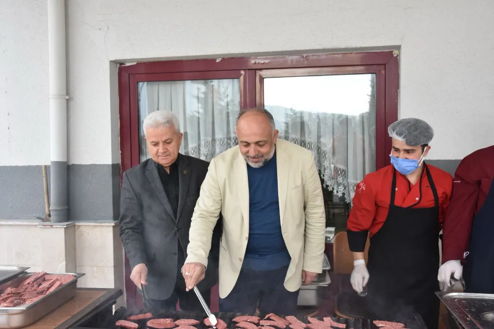 Afyon Sucuğu Yurtlarda Lezzet Durağı oluyor