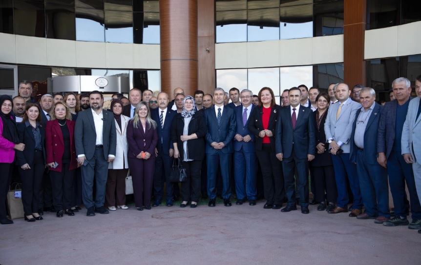Afyonkarahisar'da Muhtarlar günü kutlandı